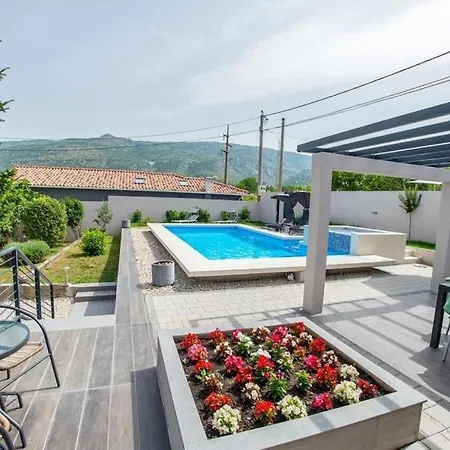 La Terrazza Villa
